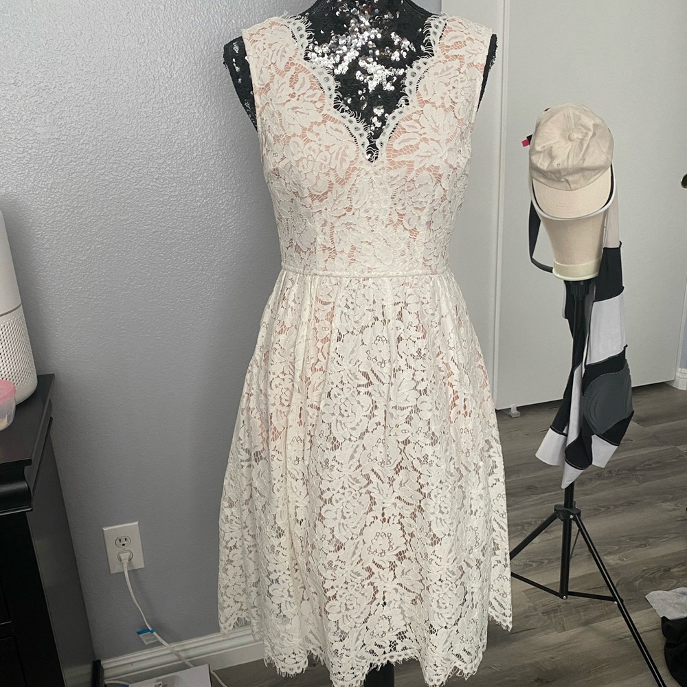 Lulus white embroider White Dress